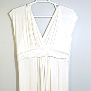 IMAN | Dresses | Iman Deep Vneck Sleeveless White Maxi Dress With Empire  Waist | Poshmark
